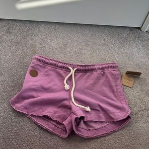 Women’s shorts size large